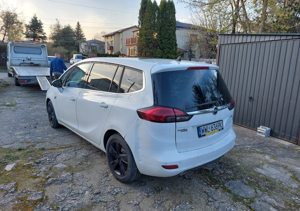 Opel Zafira cena 19900 przebieg: 192000, rok produkcji 2015 z Zielonka małe 16